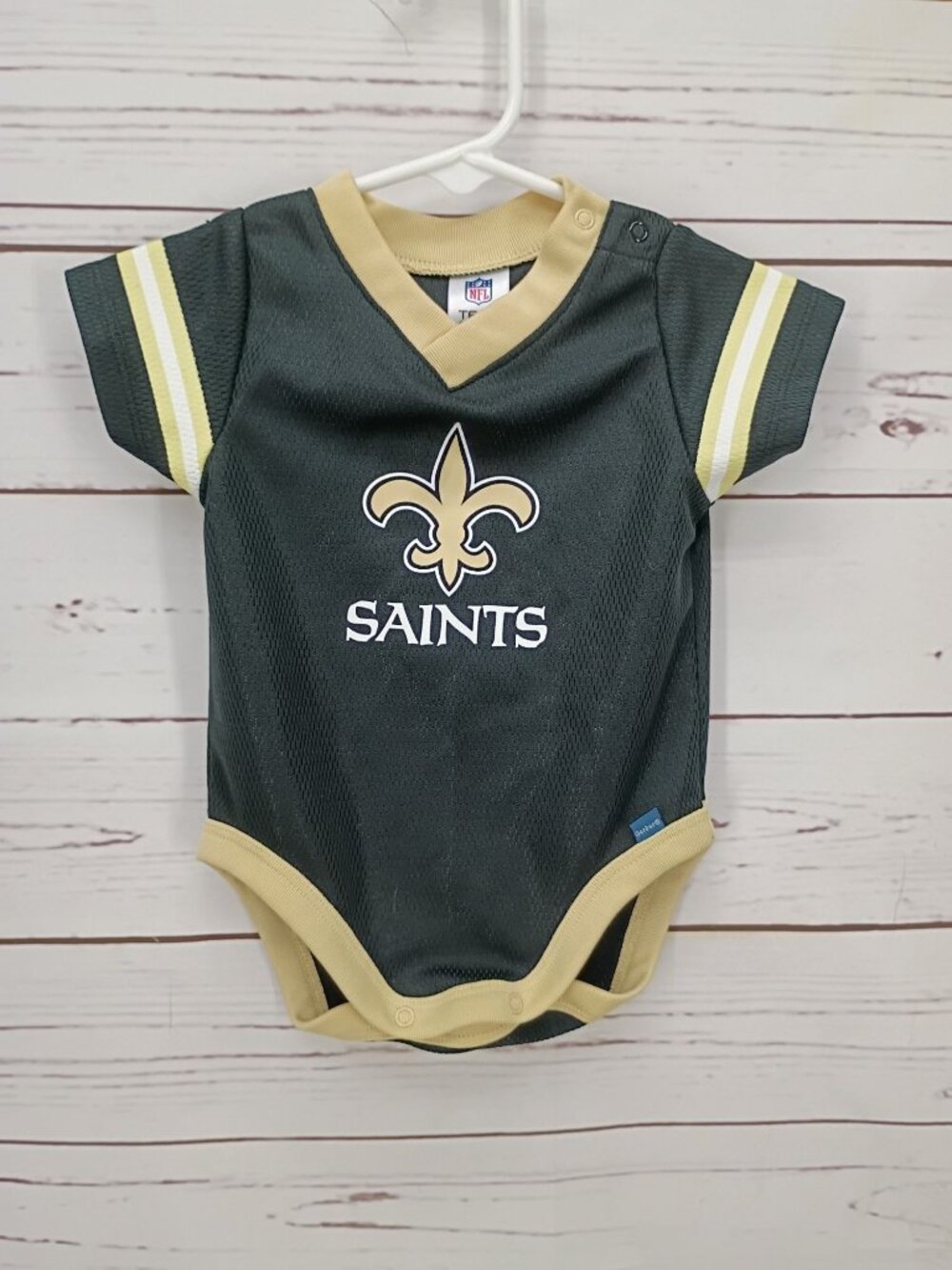 New Orleans Saints Baby Bodysuit 0-3M NFL Team Apparel Snap Closure Black & Gold